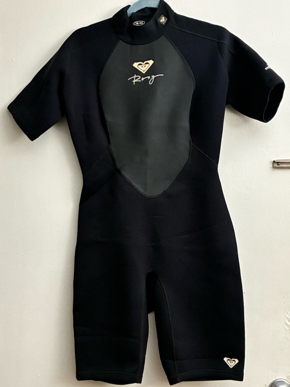 Roxy syncro hyper stretch womenβs wetsuit size 16 NEW with tags